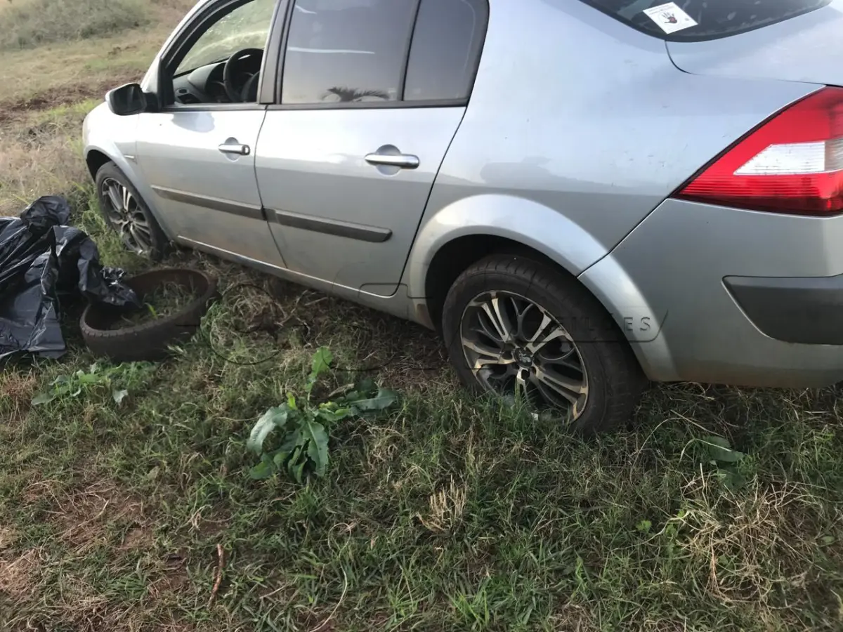 LOTE 001 - RENAULT MEGANESD