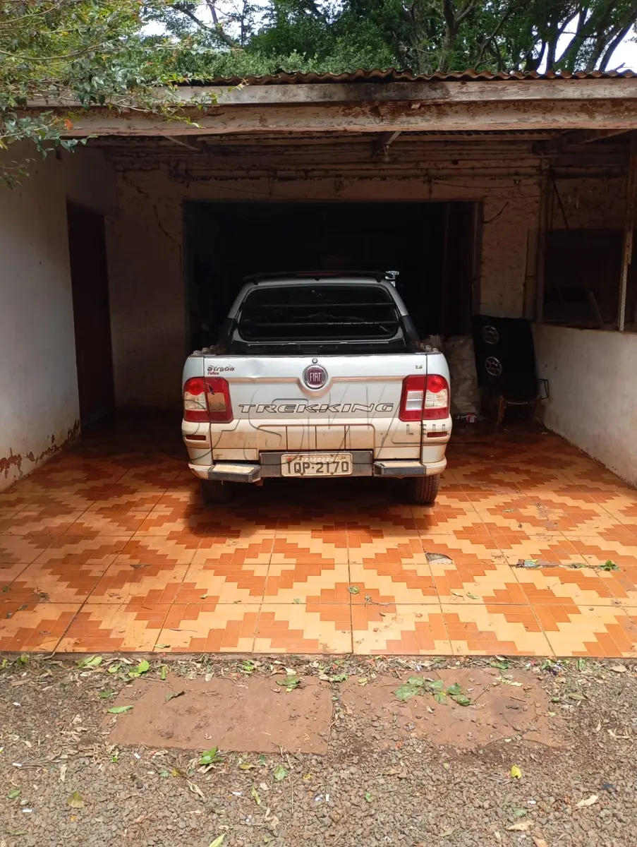 LOTE 001 - FIAT STRADA