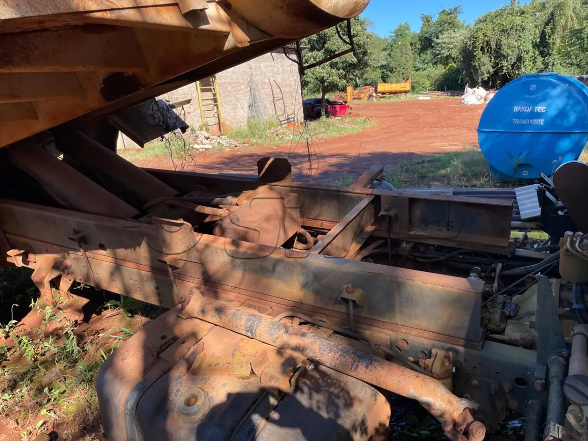 LOTE 003 - CAMINHÃO VOLKSWAGEN