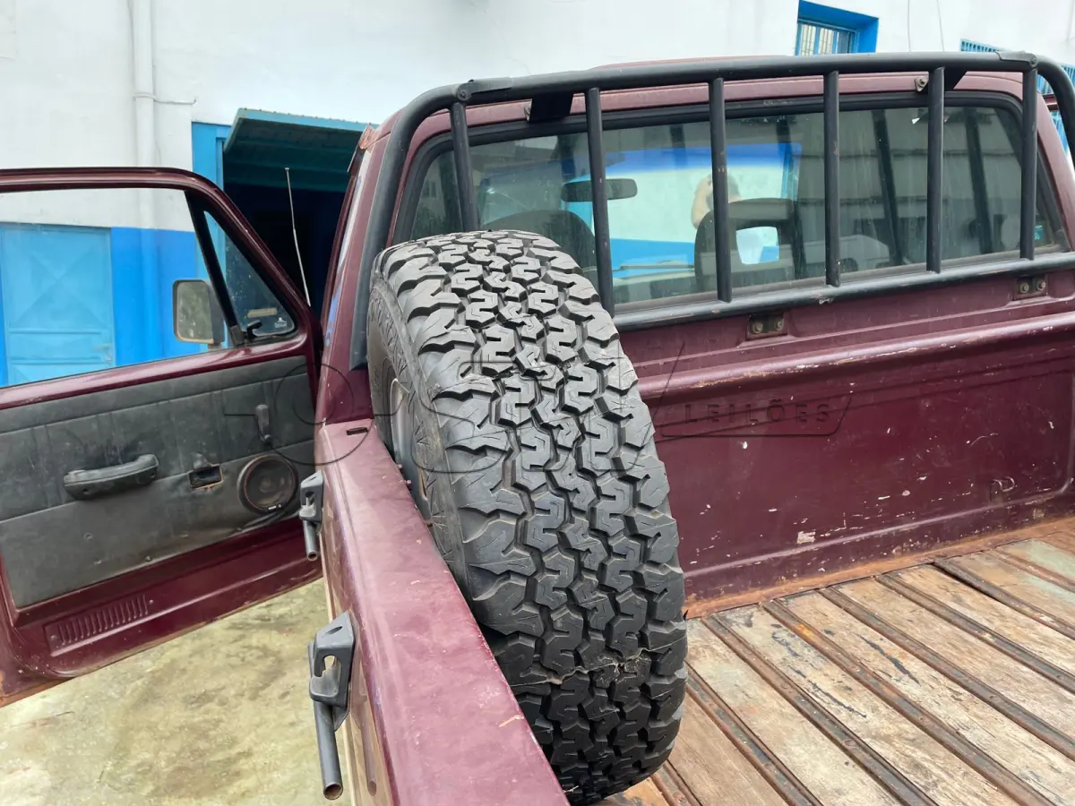 LOTE 001 - Caminhonete GM/D20 CUSTOM S