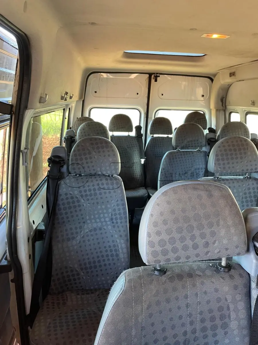 LOTE 005 - MICRO-ÔNIBUS FORD