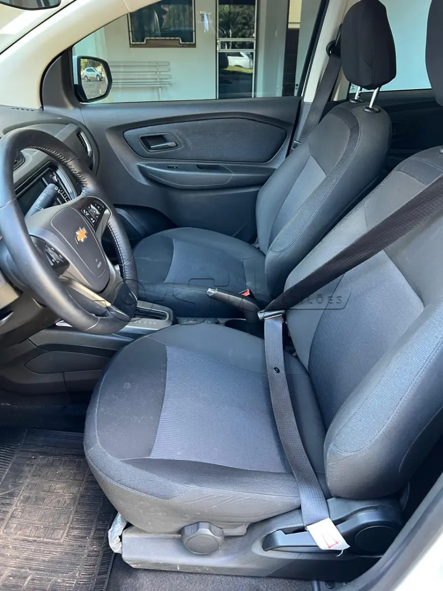 LOTE 012 - automóvel Chevrolet/Spin 1.8 AT LT7, placa JBO1D99. Cor Branca