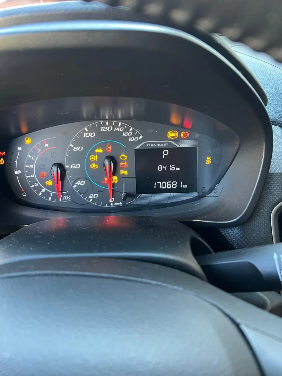 LOTE 012 - automóvel Chevrolet/Spin 1.8 AT LT7, placa JBO1D99. Cor Branca