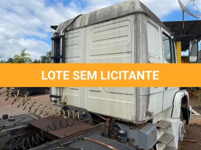 LOTE 002 - Caminhão Mercedes Benz