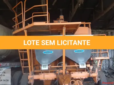 LOTE 004 - Plantadora de cana de açúcar picada.