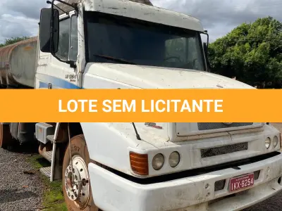 LOTE 002 - Caminhão Mercedes Benz