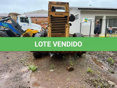 LOTE 005 - Motoniveladora Huber Warco 165M.