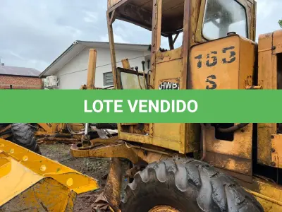 LOTE 005 - Motoniveladora Huber Warco 165M.