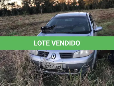 LOTE 001 - RENAULT MEGANESD
