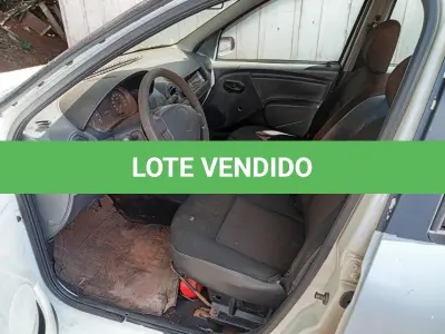 LOTE 031 - AUTOMÓVEL PASSAGEIRO, Placas DJF 4108, RENAVAM 00946375615