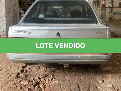 LOTE 001 - FORD ESCORT L 1.6, COR PRATA, ANO DE FABRICAÇÃO 1992, ANO DO MODELO 1992, PLACAS IAU7274, RENAVAM 564249661, CHASSI 9BFZZZ54ZNB247973