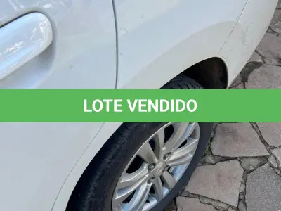 LOTE 012 - automóvel Chevrolet/Spin 1.8 AT LT7, placa JBO1D99. Cor Branca