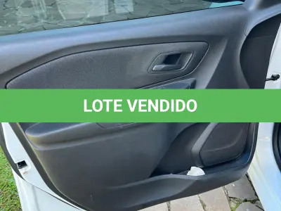 LOTE 012 - automóvel Chevrolet/Spin 1.8 AT LT7, placa JBO1D99. Cor Branca