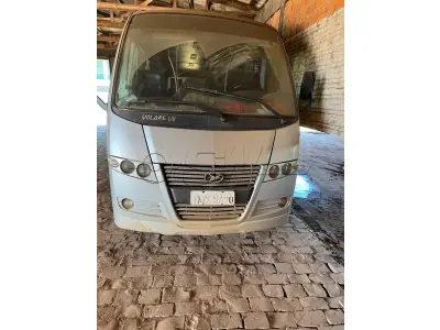 LOTE 015 - Ônibus MARCOPOLO/VOLARE V8 ON, ano/mod. 2005/2006, cor prata