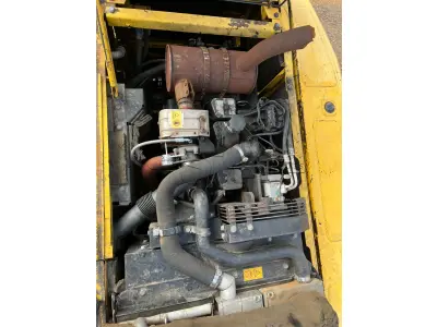 LOTE 010 - Escavadeira Hidráulica, marca Komatsu, modelo PC 160 LC-7B