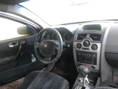 LOTE 002 - RENAULT MEGANEGT DYN 20A, de cor Preta, ano/modelo 2007/2008, combustível Gasolina, Placa IXM4A04, renavam 946683980.