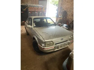 LOTE 001 - FORD ESCORT L 1.6, COR PRATA, ANO DE FABRICAÇÃO 1992, ANO DO MODELO 1992, PLACAS IAU7274, RENAVAM 564249661, CHASSI 9BFZZZ54ZNB247973
