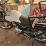 LOTE 002 - Uma motocicleta HONDA CG 125 CARGO KS Placa: IWP7130