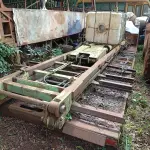 LOTE 013 - EQUIPAMENTO - CAÇAMBA BASCULANTE, medindo 4,75x2,40x0,50, marca KUBITZ Nº KB 024,