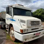 LOTE 002 - Caminhão Mercedes Benz