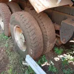 LOTE 022 - CAMINHÃO CAÇAMBA, placas  JZO8227, RENAVAM 00785152881,