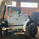 LOTE 001 - Caminhão FORD/F14000 HD; Placa IJB4975, ANO/MOD: 1998