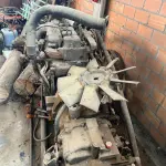 LOTE 019 - Um motor MWM 4 cilindros com bomba hidráulica